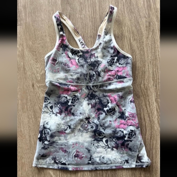 Lululemon Crossback TankMoody Mirage White Deep Navy / White Size 4 - Picture 2 of 4